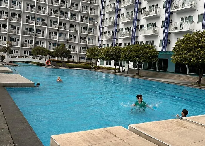 The Essential 2 Bedroom At Sm Jazz Makati 100 Mbps